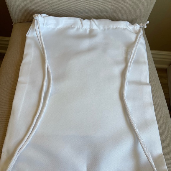 Horror Halloween White Drawstring Backpack Michael Myers 13.5 x 17 NEW - Picture 3 of 5